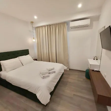 Real Syntagma Apartment